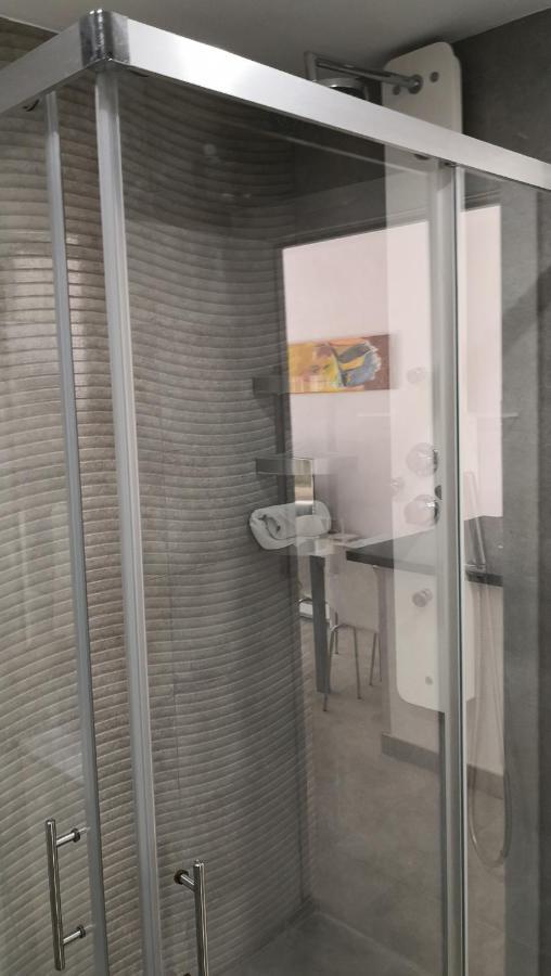 Skol 320C By Completely Marbella Exterior foto